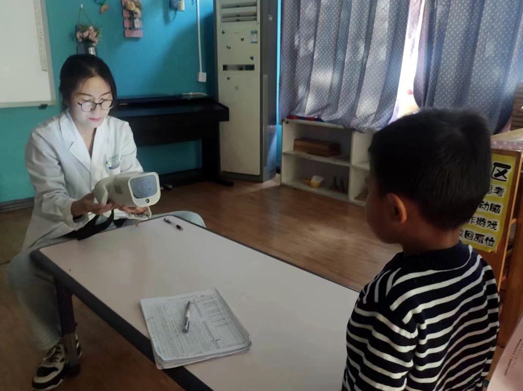 石家(jiā)莊眼科(kē)醫(yī)院冬季兒(ér)童愛(ài)眼護眼視(shì)力篩查